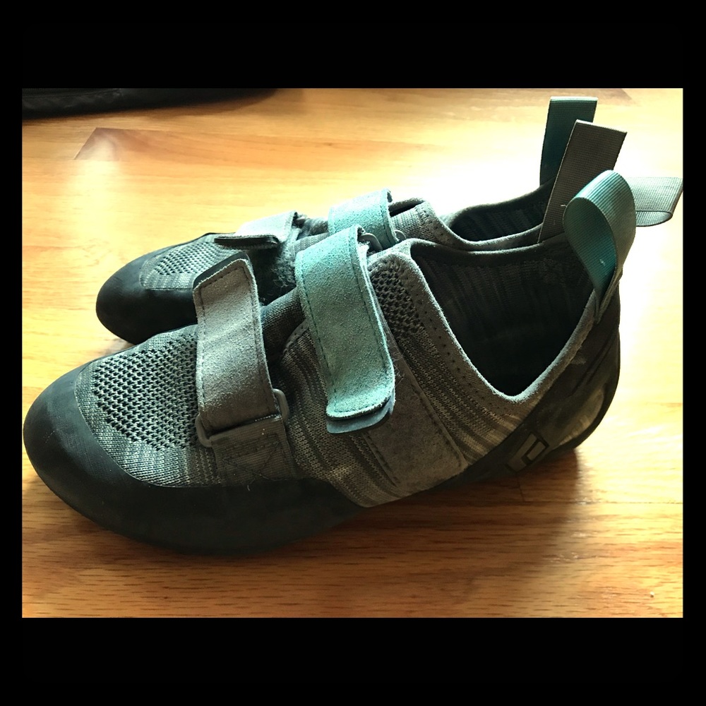 Black diamond momentum climbing shoes